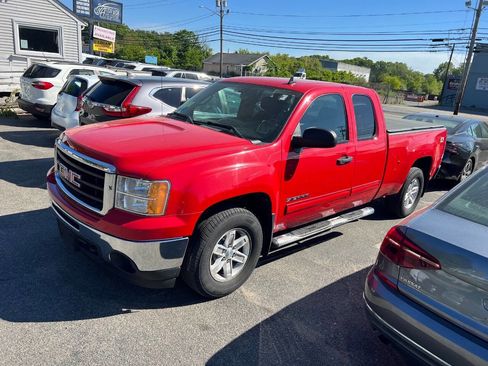 Used 2011 GMC Sierra 1500 SLE w/ Power Tech Package AWD/4WD image 4