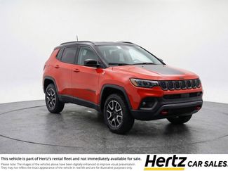 Used 2025 Jeep Compass Trailhawk video 1