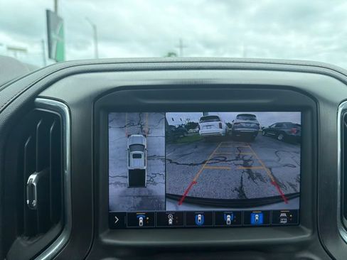 Used 2021 GMC Sierra 1500 AT4 w/ AT4 Value Package AWD/4WD image 22