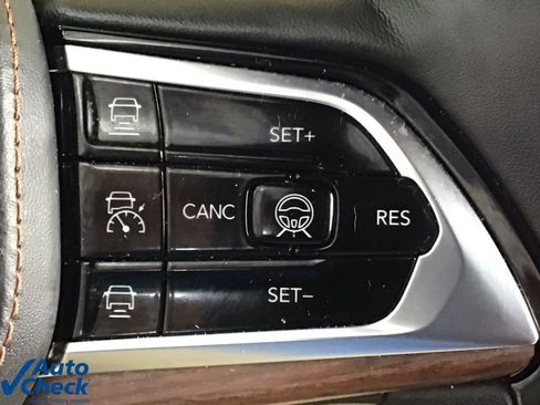 Used 2023 Jeep Grand Cherokee Summit w/ Advanced Protech Group IV image 26