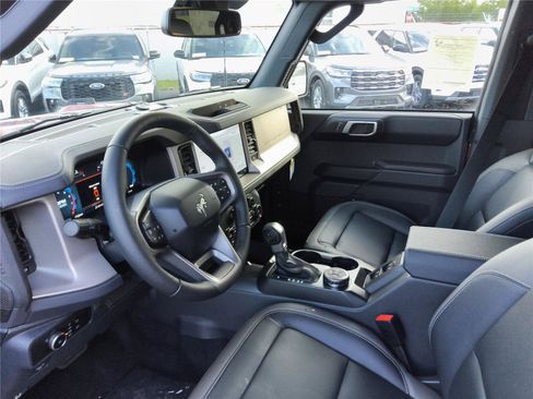 New 2026 Ford Bronco Outer Banks AWD/4WD image 14