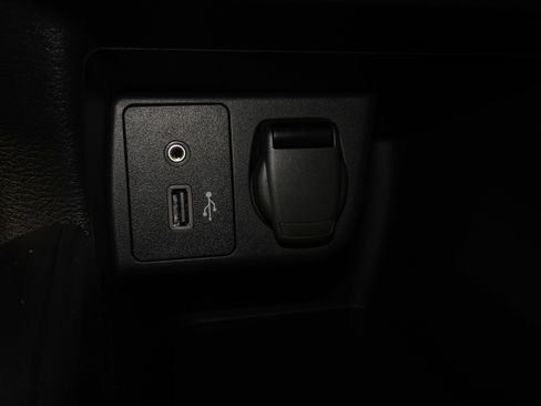 New 2025 Nissan Versa S w/ Trunk Package image 26