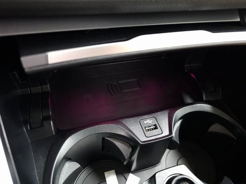 Certified 2025 BMW 230i xDrive Coupe w/ Convenience Package image 31