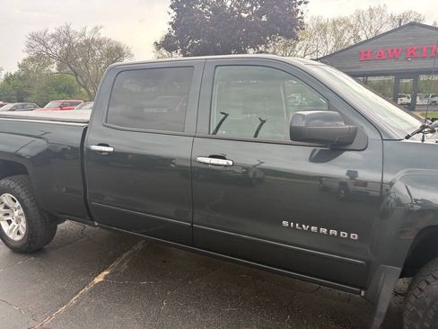 Used 2017 Chevrolet Silverado 1500 LT w/ All Star Edition AWD/4WD image 5