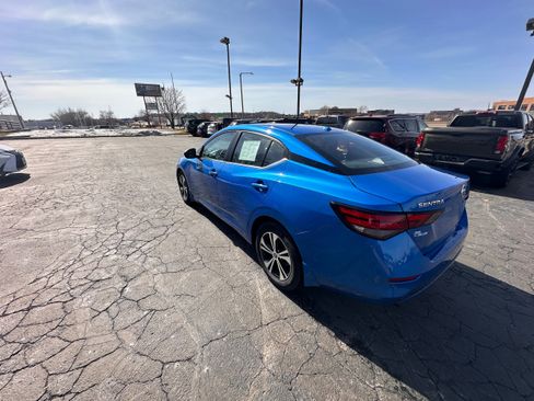Used 2022 Nissan Sentra SV w/ All-Weather Package image 5