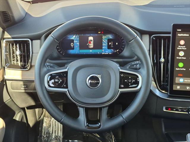 Certified 2026 Volvo XC90 B6 Plus AWD/4WD image 13