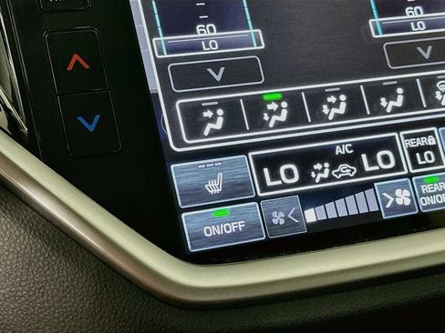 Used 2024 Subaru Ascent Limited w/ Technology Package AWD/4WD image 28