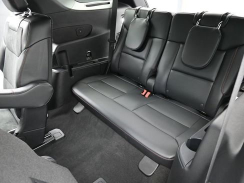 Used 2025 Ford Explorer ST w/ Sun And Sound Package AWD/4WD image 28