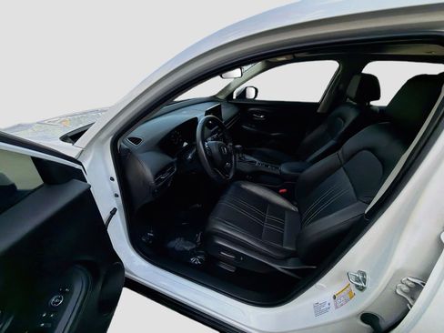 Used 2024 Honda HR-V EX-L image 18