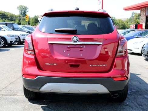 Used 2018 Buick Encore Preferred image 3
