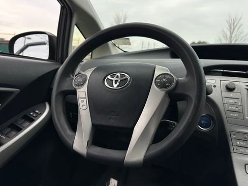 Used 2012 Toyota Prius Two image 17