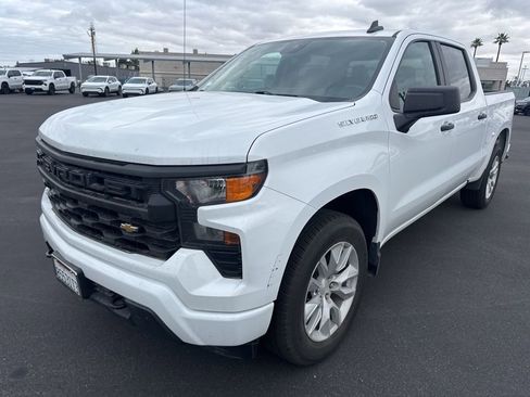 Used 2023 Chevrolet Silverado 1500 Custom image 1