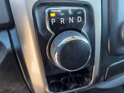 Used 2018 RAM 1500 Classic SLT image 24