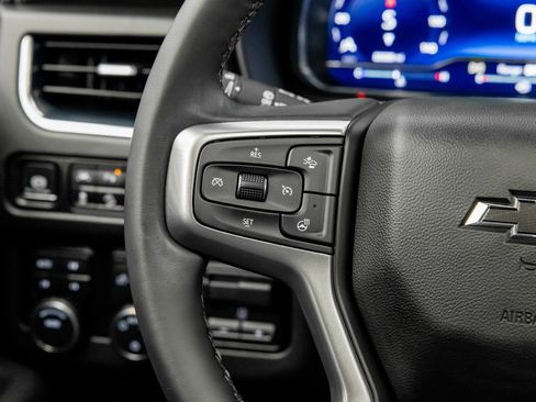 Used 2024 Chevrolet Tahoe Z71 w/ Luxury Package image 43