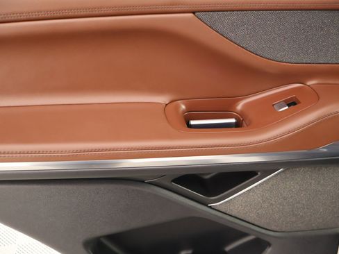 Used 2026 Lincoln Navigator Reserve AWD/4WD image 19