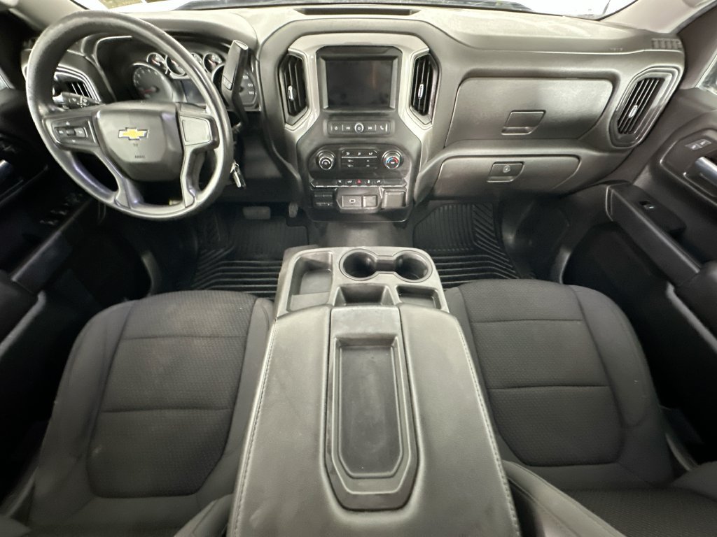 Used 2020 Chevrolet Silverado 1500 Custom w/ Custom Value Package AWD/4WD image 10