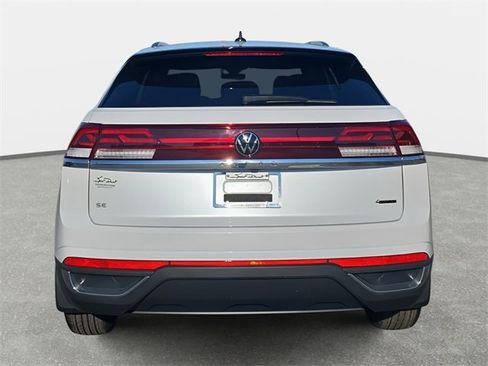 New 2026 Volkswagen Atlas Cross Sport SE image 6