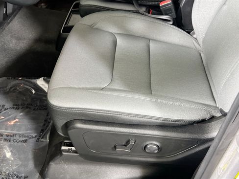 Used 2022 RAM 1500 Big Horn AWD/4WD image 18