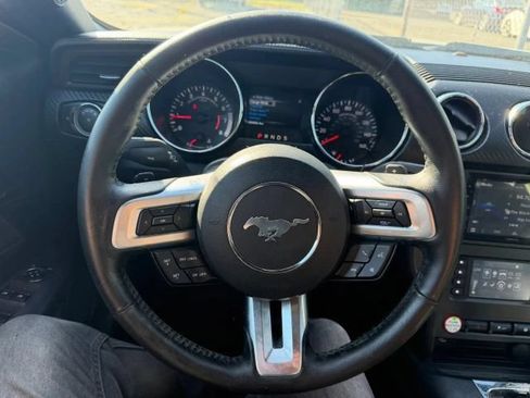 Used 2015 Ford Mustang Convertible w/ Equipment Group 051A RWD image 21