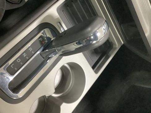 Used 2010 Ford Edge SEL image 13