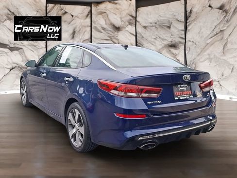 Used 2019 Kia Optima S w/ S Panoramic Sunroof Package FWD image 4