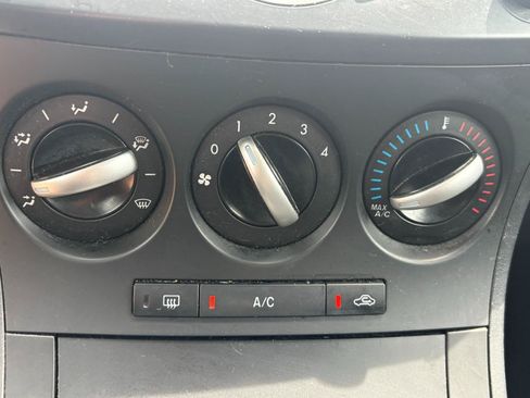 Used 2013 MAZDA MAZDA3 i Sport FWD image 15