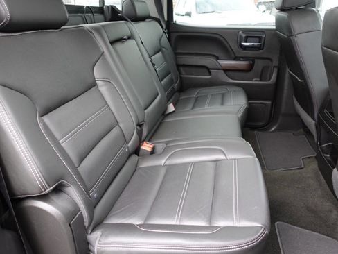 Used 2018 GMC Sierra 1500 Denali image 34