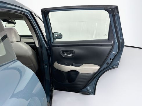 Used 2025 Honda HR-V LX image 27