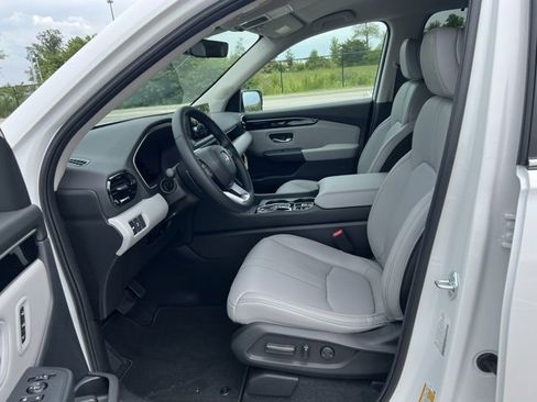 New 2025 Honda Pilot EX-L image 24