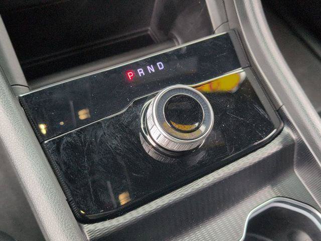 Certified 2024 Jeep Grand Cherokee Laredo RWD image 12