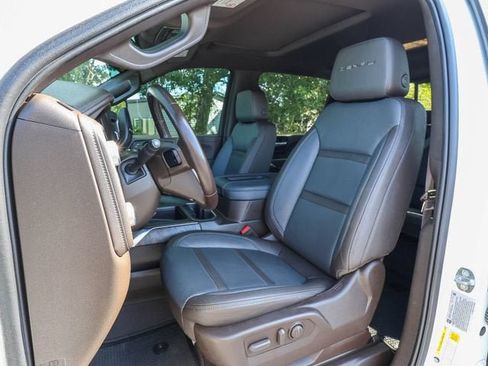 Used 2022 GMC Sierra 3500 Denali w/ Denali Ultimate Package AWD/4WD image 15
