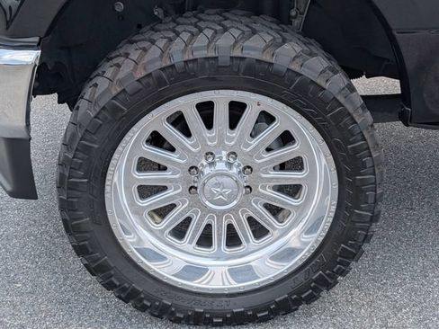 Used 2022 Ford F250 Lariat w/ Lariat Ultimate Package AWD/4WD image 15