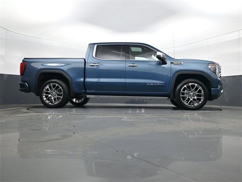 Used 2025 GMC Sierra 1500 Denali w/ Denali Reserve Package image 24