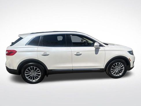 Used 2017 Lincoln MKX Select w/ Lincoln MKX Climate Package AWD/4WD image 10