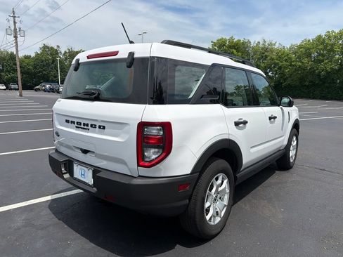 Used 2022 Ford Bronco Sport AWD/4WD image 5