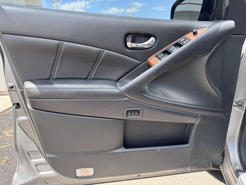 Used 2014 Nissan Murano LE w/ Platinum Edition Package AWD/4WD image 9
