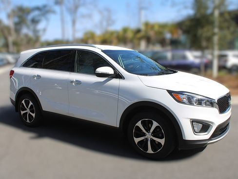 Used 2016 Kia Sorento EX w/ EX Premium Package image 15