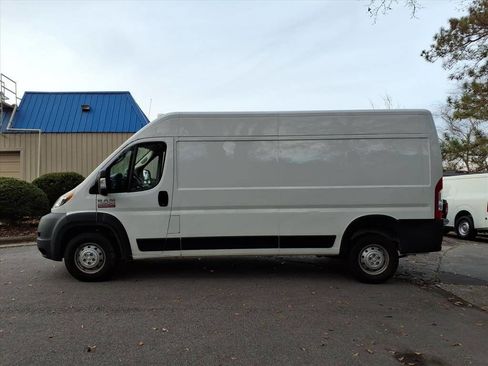 Used 2021 RAM ProMaster 2500 w/ Interior LED Lighting Group image 7
