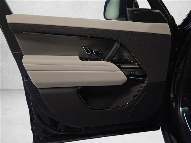 New 2027 Land Rover Range Rover Sport SE AWD/4WD image 27