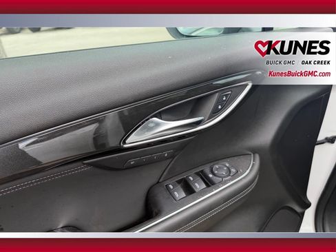 Used 2024 Buick Envision Preferred AWD/4WD image 9