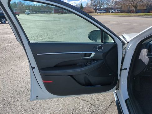 Used 2021 Hyundai Sonata Limited image 10