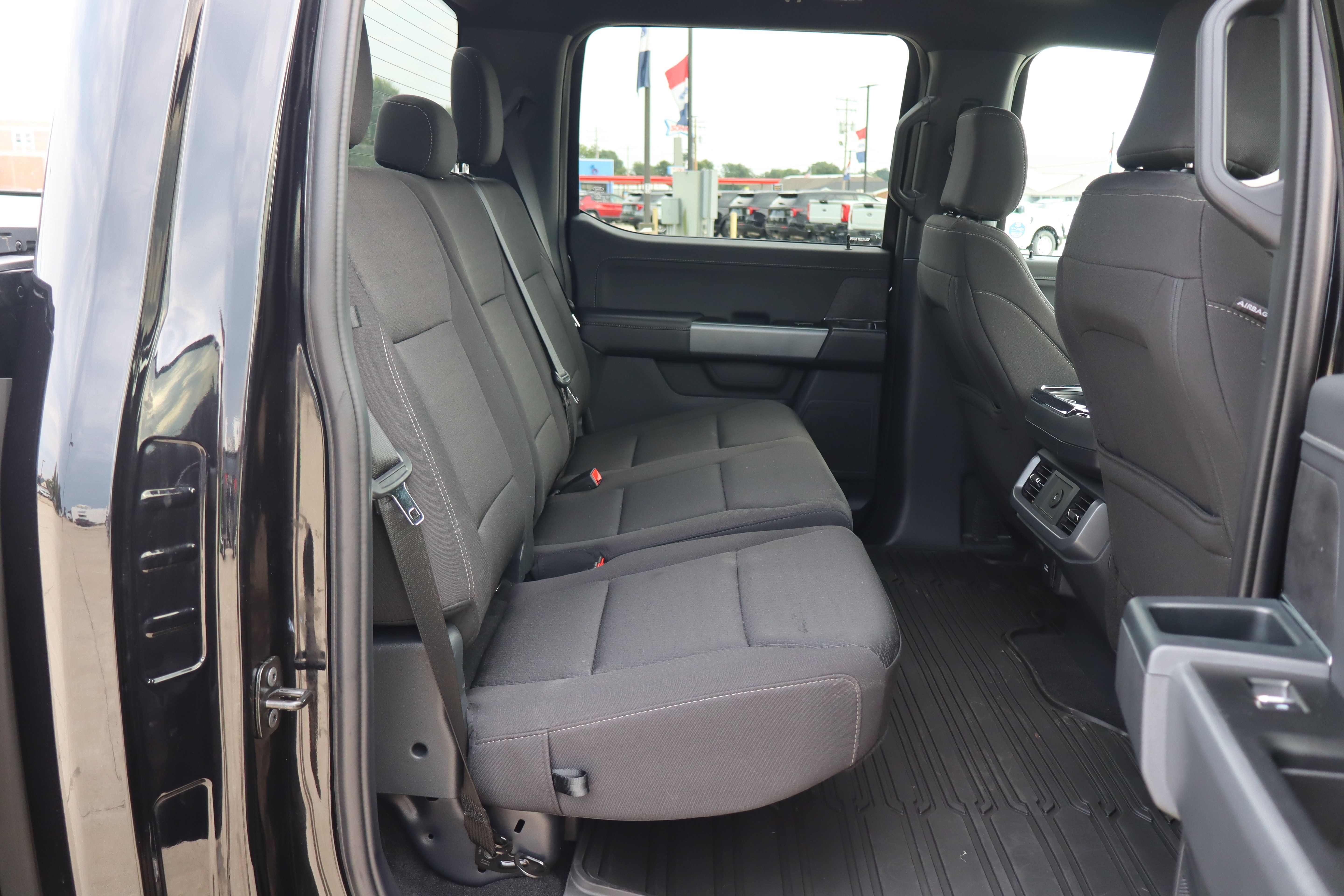 Used 2025 Ford F150 XLT w/ Equipment Group 301A Standard AWD/4WD image 11