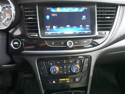 Used 2019 Buick Encore Essence w/ Experience Buick Package FWD image 14