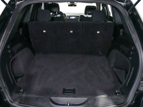 Used 2018 Jeep Grand Cherokee Laredo RWD image 20