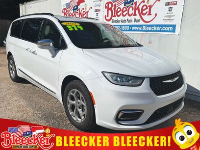Used 2022 Chrysler Pacifica Limited