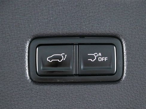 Used 2024 Kia Carnival SX Prestige FWD image 34