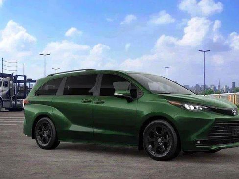 New 2026 Toyota Sienna XLE Woodland Edition AWD/4WD image 80
