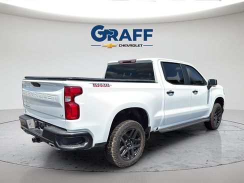 Used 2021 Chevrolet Silverado 1500 LT Trail Boss w/ Bed Protection Package AWD/4WD image 8