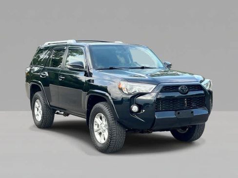 Used 2015 Toyota 4Runner SR5 Premium AWD/4WD image 2