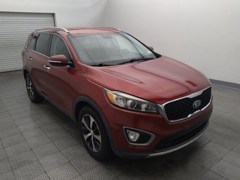 Used 2016 Kia Sorento EX FWD image 13